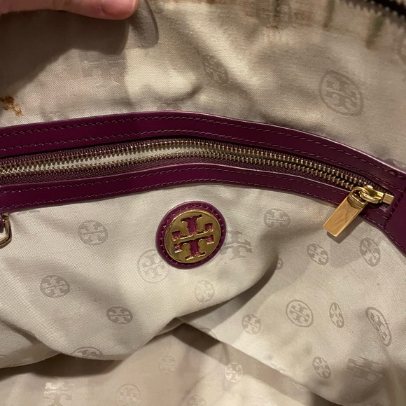 Tory Burch Robinson Dome Satchel - Picture 5 of 8